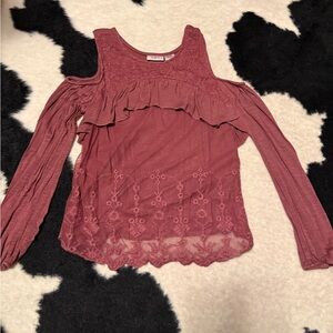 Buckle Lace Cold Shoulder Top - Mauve